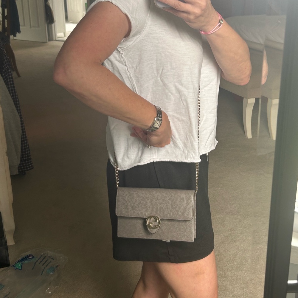 Gucci gray interlocking G logo wallet on chain crossbody bag - Picture 13 of 14